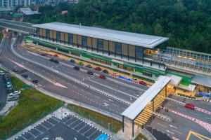 Taman Naga Emas MRT Station